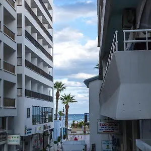  Apartman Les Palmiers House