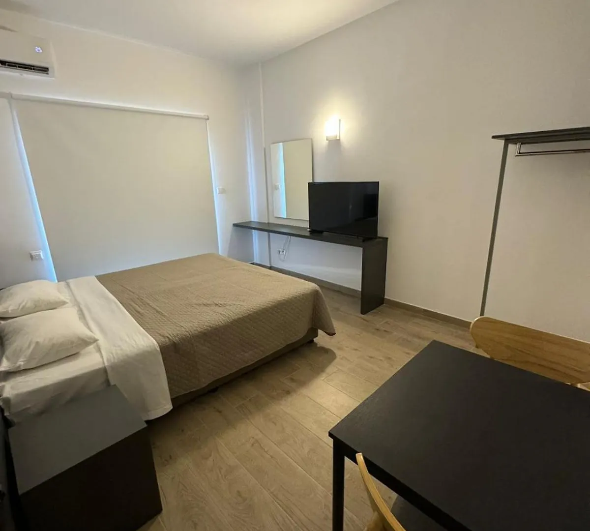 Sunflower Hotel Apartments ラルナカ 3*,