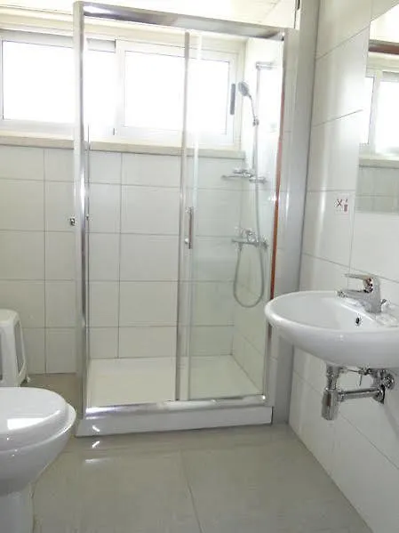 アパートホテル Sunflower Hotel Apartments ラルナカ